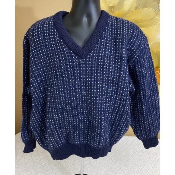 Vintage L.L Bean Blue V Neck Sweater, 100% British Wool, Size Large - Picture 7 of 16